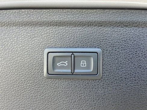 Certified 2022 Audi Q5 2.0T Premium w/ Convenience Package image 30