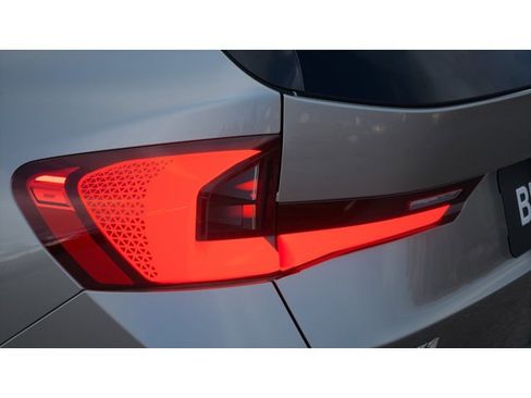 New 2026 BMW X1 xDrive28i image 8