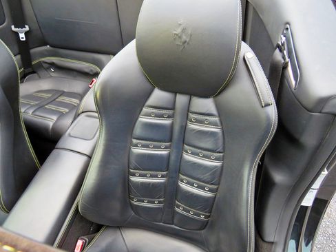 Used 2011 Ferrari California image 25