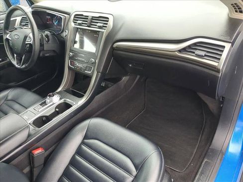 Used 2019 Ford Fusion SEL image 26