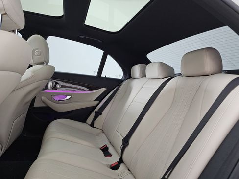 Certified 2017 Mercedes-Benz E 300 4MATIC image 16