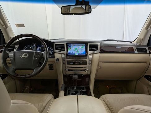 Used 2015 Lexus LX 570 4WD image 13