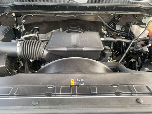 Used 2022 Chevrolet Silverado 2500 LTZ w/ LTZ Convenience Package AWD/4WD image 32