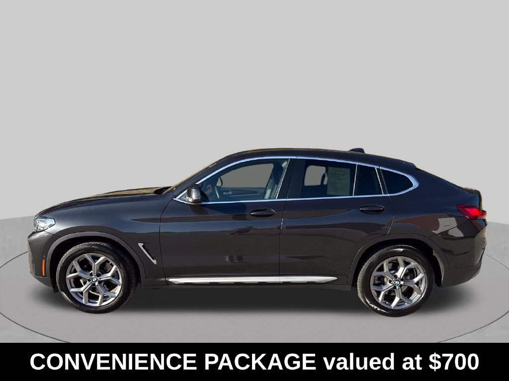 Used 2024 BMW X4 xDrive30i w/ Parking Assistance Package AWD/4WD image 2
