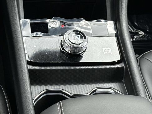 New 2025 Jeep Grand Cherokee Limited w/ Black Appearance Package image 15