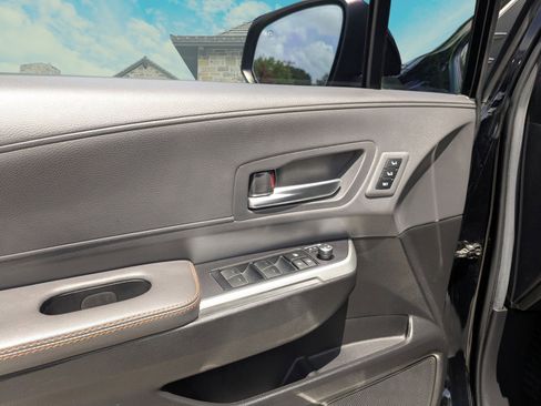 Used 2024 Toyota Sienna XSE w/ XSE Premium Package AWD/4WD image 6