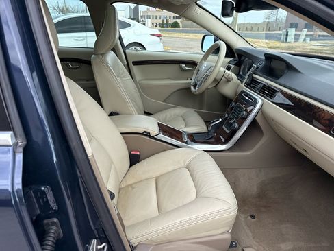 Used 2014 Volvo XC70 3.2 image 41