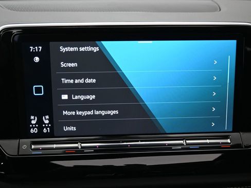 Used 2024 Volkswagen Atlas Cross Sport SE w/ Panoramic Sunroof Package FWD image 26
