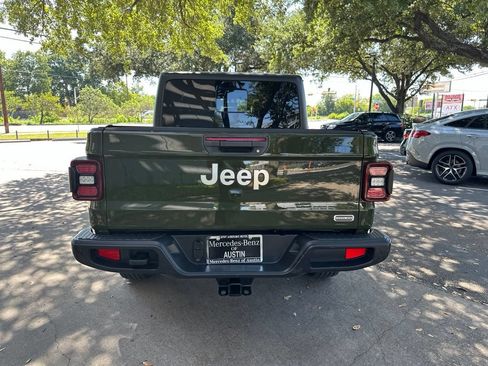Used 2021 Jeep Gladiator Overland w/ Popular Equipment Package AWD/4WD image 5