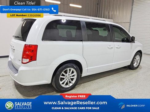 Used 2020 Dodge Grand Caravan SXT FWD image 4