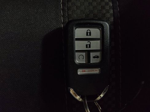 Used 2020 Honda Civic Sport image 32