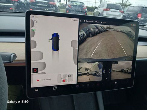 Used 2023 Tesla Model 3 Standard Range image 28