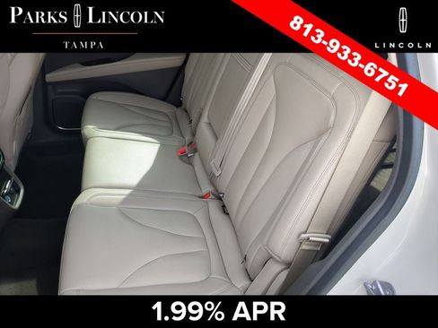 Certified 2023 Lincoln Nautilus FWD w/ Premium Package image 15