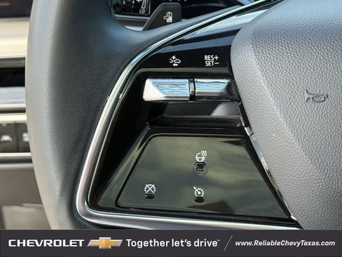 Used 2024 Cadillac Lyriq Luxury RWD image 14