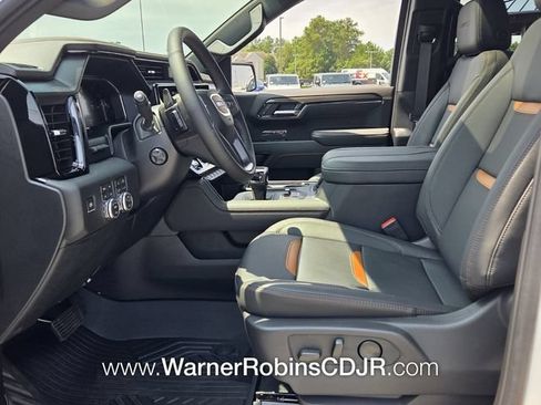 Used 2026 GMC Sierra 1500 AT4 w/ AT4 Premium Package AWD/4WD image 5
