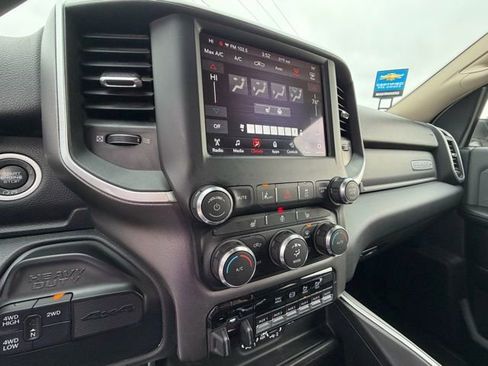 Used 2020 RAM 2500 Big Horn w/ Level 2 Equipment Group AWD/4WD image 19