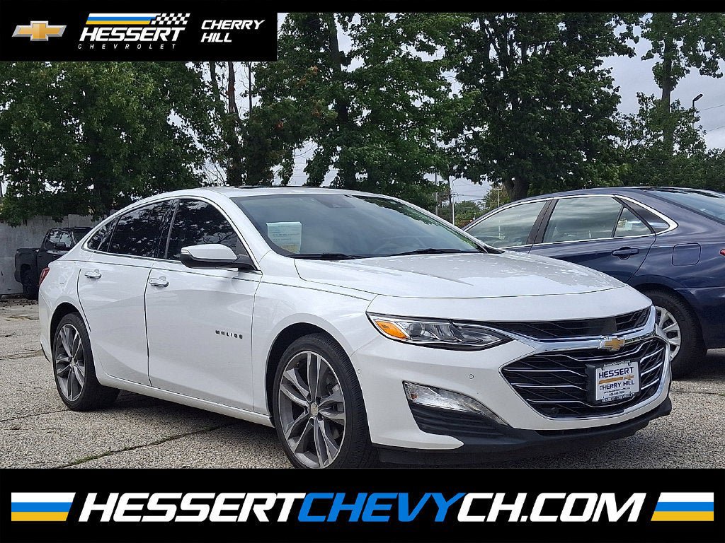 Certified 2021 Chevrolet Malibu Premier FWD image 1