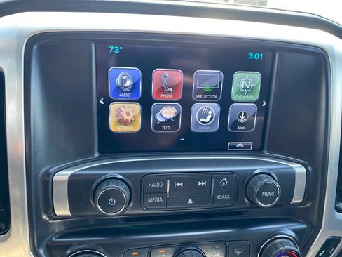 Used 2018 GMC Sierra 1500 SLT w/ SLT Premium Package AWD/4WD image 19