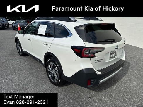 Used 2022 Subaru Outback Touring XT AWD/4WD image 5