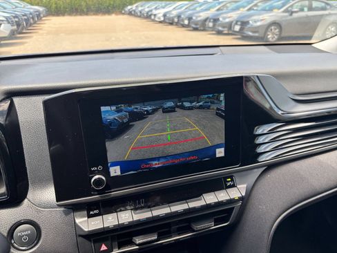 Used 2025 Toyota Camry LE FWD image 23