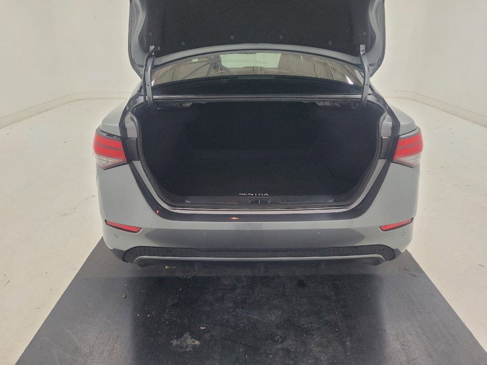 Used 2025 Nissan Sentra S FWD image 29