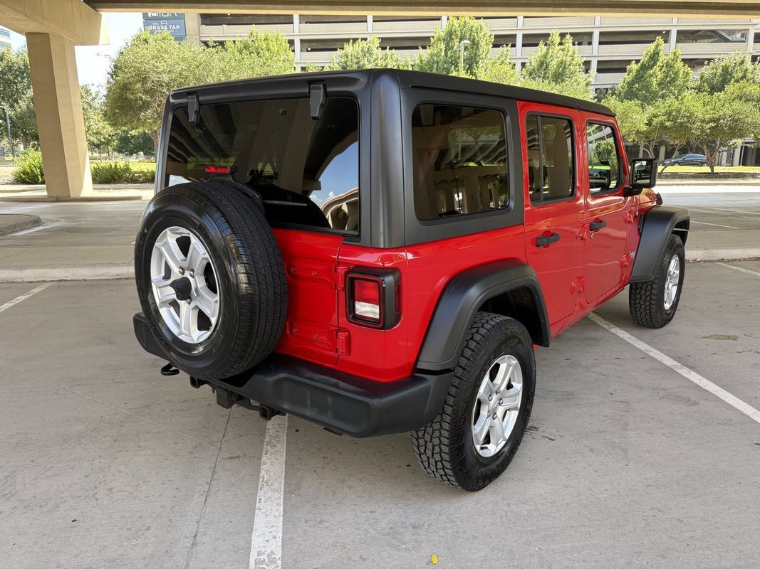 Used 2018 Jeep Wrangler Unlimited Sport S AWD/4WD image 6