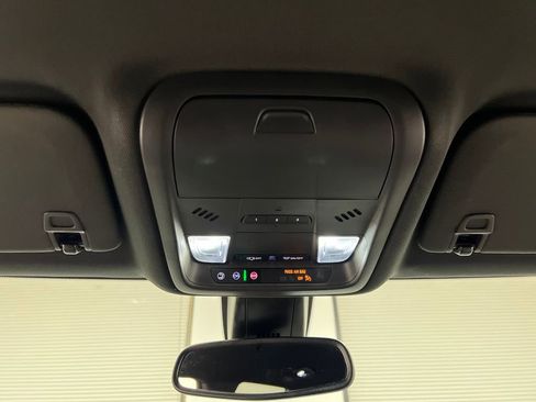 Used 2025 Chevrolet Blazer RS image 61