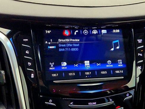 Used 2020 Cadillac Escalade 2WD image 18