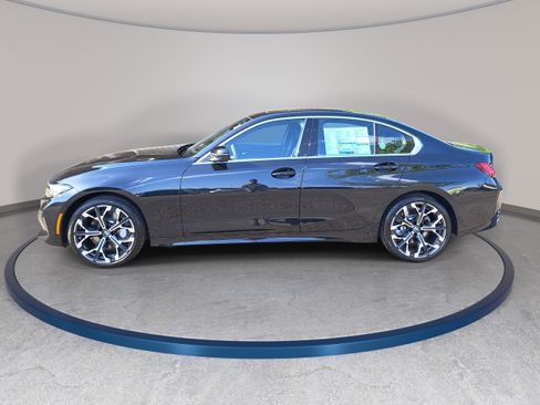 New 2026 BMW 330i Sedan w/ Premium Package RWD image 8