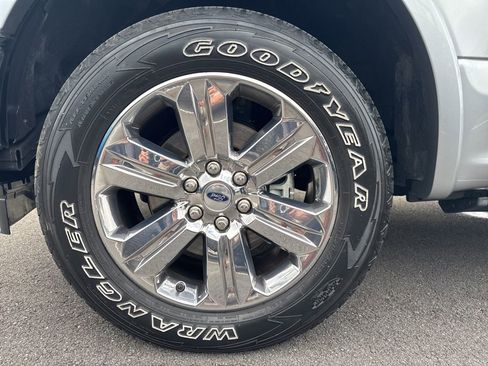 Used 2020 Ford F150 Lariat w/ Equipment Group 502A Luxury image 14