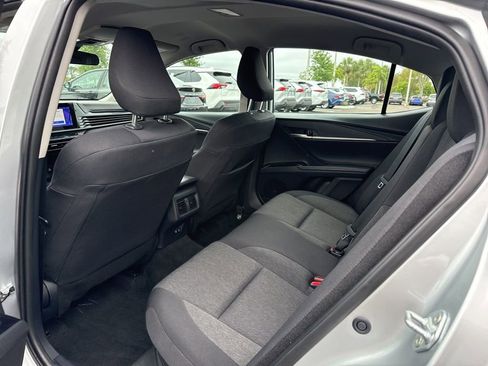 Used 2025 Toyota Camry LE image 15