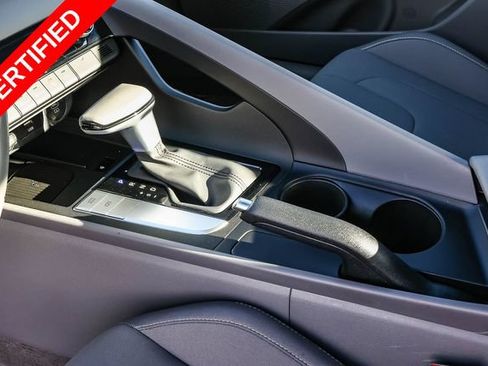Used 2025 Hyundai Elantra Sport FWD image 21