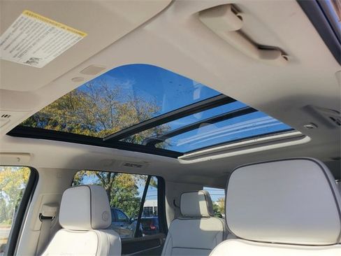 Used 2023 GMC Yukon Denali image 13