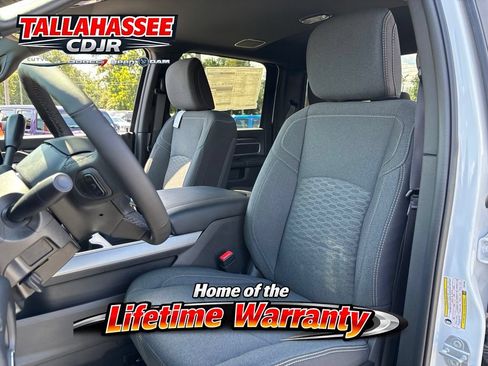 New 2026 RAM 3500 Big Horn AWD/4WD image 15