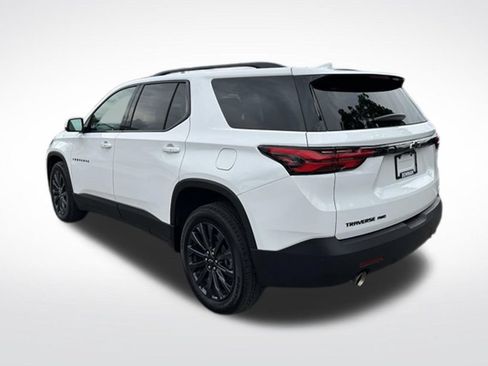 Used 2023 Chevrolet Traverse RS w/ LPO, Floor Liner Package AWD/4WD image 3