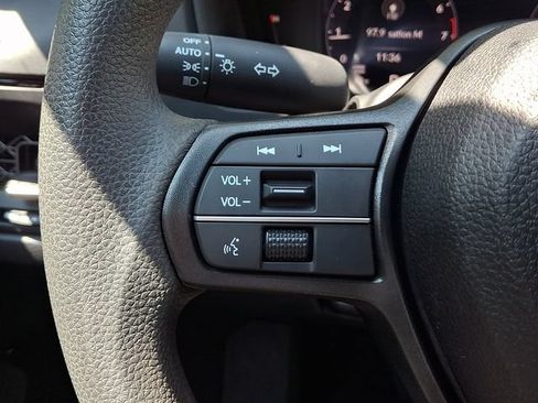 Certified 2023 Honda Accord EX image 20