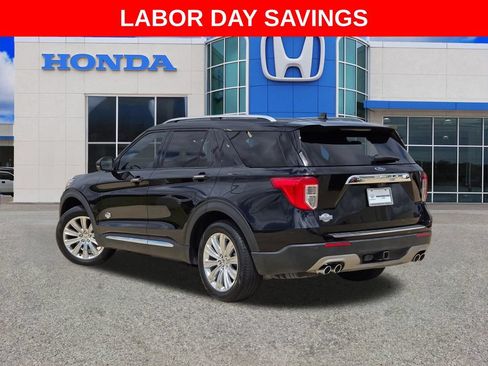 Used 2023 Ford Explorer King Ranch w/ Technology Package RWD image 5