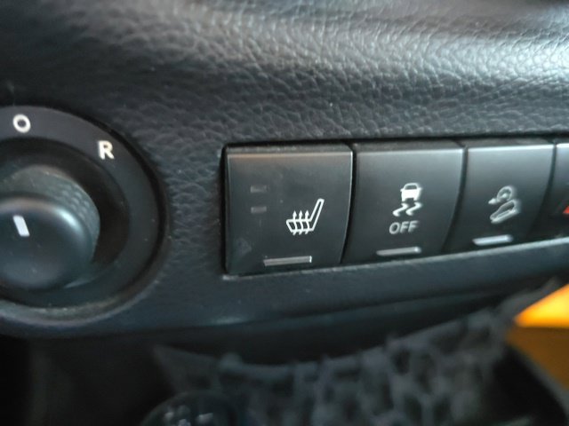 Used 2014 Jeep Wrangler Unlimited Rubicon w/ Dual Top Group AWD/4WD image 24