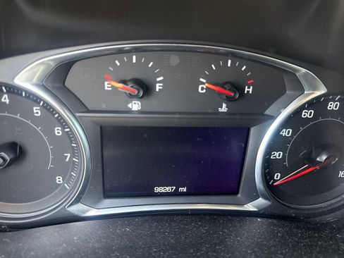 Used 2020 Chevrolet Equinox LT FWD image 11