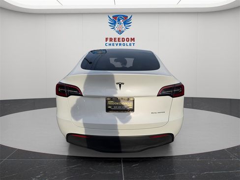Used 2023 Tesla Model Y Long Range image 5