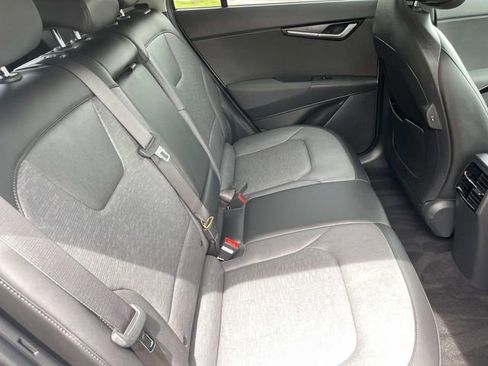 Used 2023 Kia Niro Wave FWD image 35