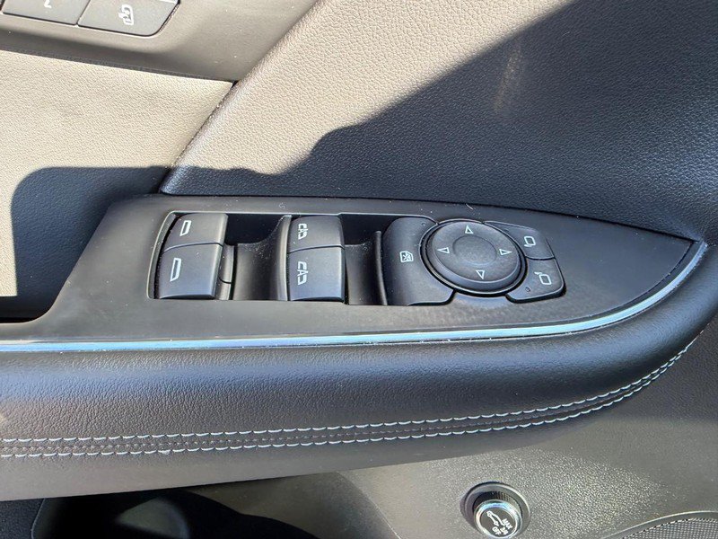 Used 2023 Buick Envision Essence w/ Sport Touring Package AWD/4WD image 19