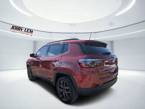 New 2026 Jeep Compass Latitude w/ Sun and Sound Group AWD/4WD image 5