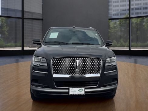 Used 2023 Lincoln Navigator Reserve RWD image 2