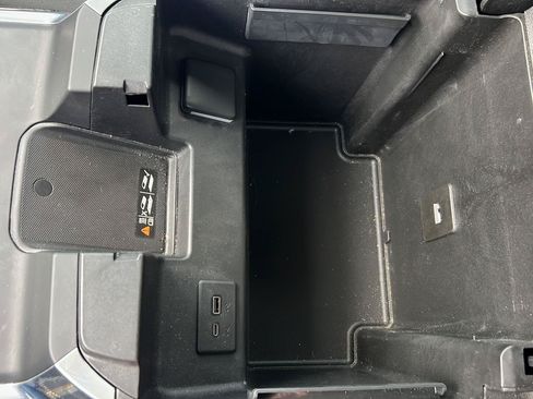 Used 2024 Chevrolet Silverado 2500 LT AWD/4WD image 26