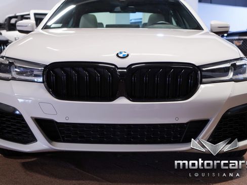 Used 2022 BMW 540i w/ M Sport Package image 10