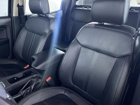 Used 2022 Ford Ranger Lariat w/ Equipment Group 501A High image 11