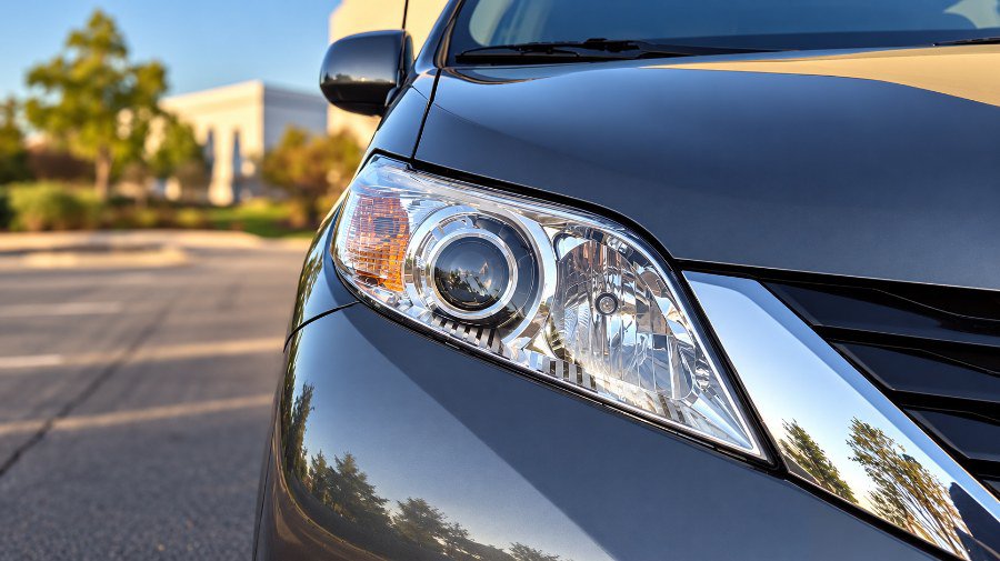 Used 2013 Toyota Sienna LE FWD image 11