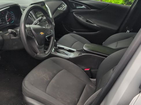 Used 2016 Chevrolet Malibu LT FWD image 9