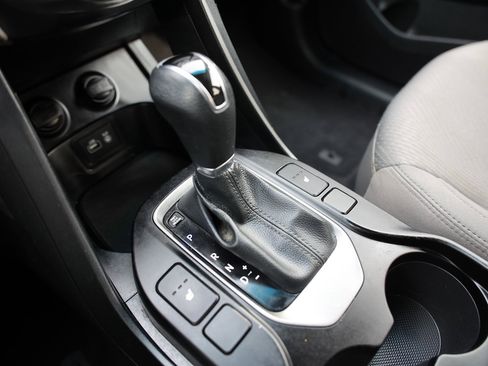 Used 2018 Hyundai Santa Fe Sport w/ 2.4L Value Package 02 image 29